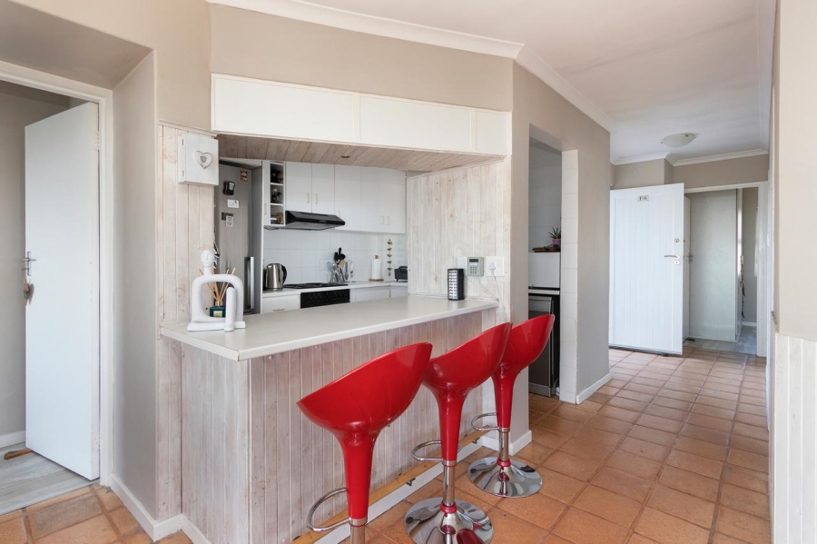 To Let 3 Bedroom Property for Rent in Van Riebeeckstrand Western Cape